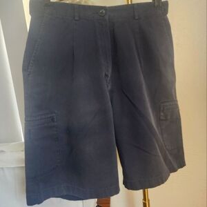 Like New Womens Navy LL Bean Original Fit Shorts